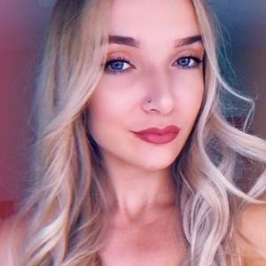 Meet your Posher, Aliya